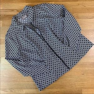 size 2 Chico's B&W Zip Up Jacket